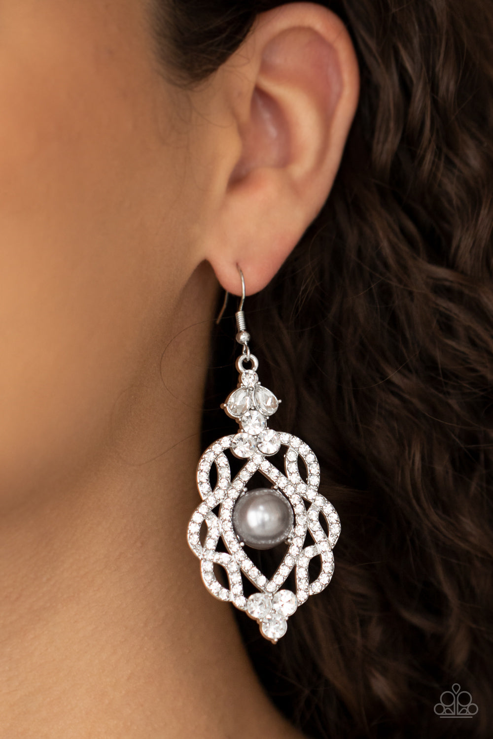 Luscious Luxury - White Pearl Silver Circle Earrings – Sugar Bee Bling - Paparazzi  Jewelry and Accessories