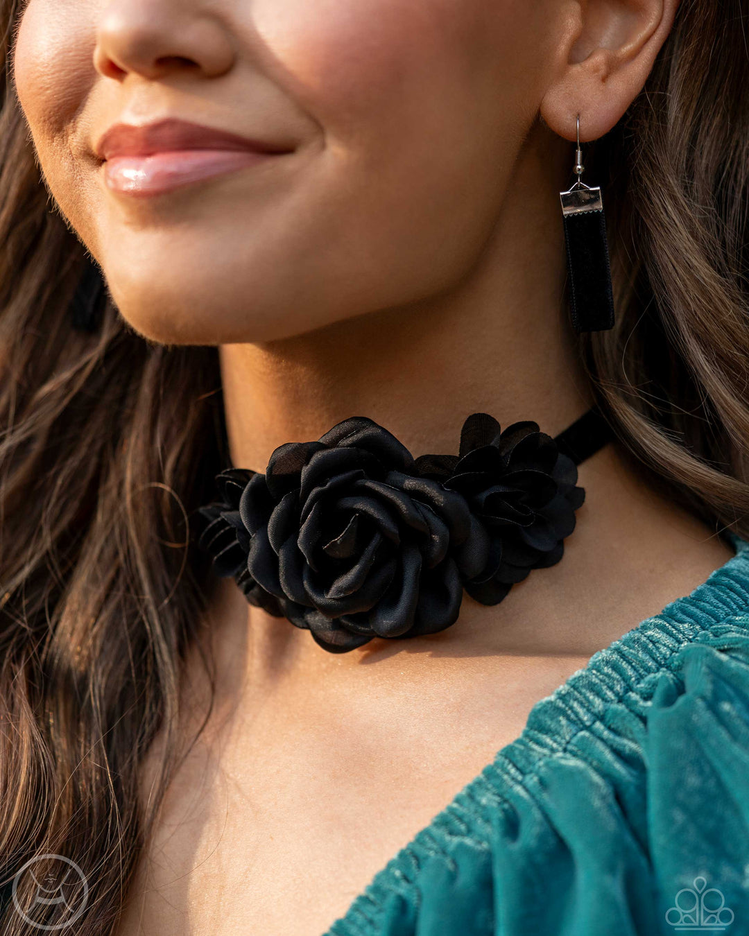 Very Viscountess - Black Fabric Rose Flower Choker Necklace - 2024 Wee –  Sugar Bee Bling - Paparazzi Jewelry and Accessories